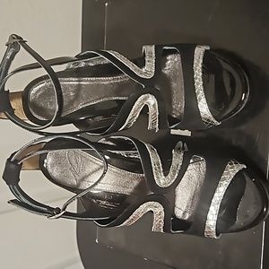 Ladies shoe